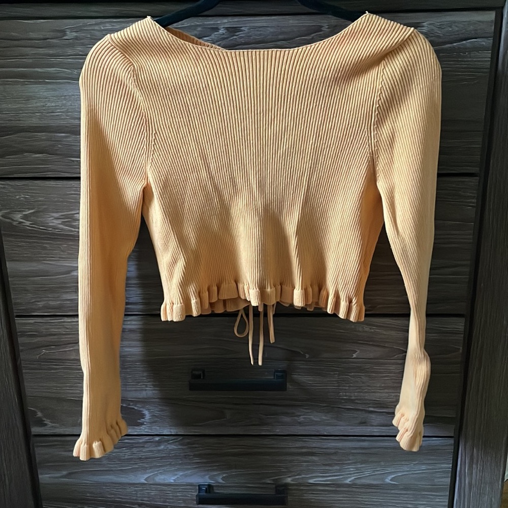 Lush Yellow Ribbed Ruffled Tie Back Sweater - Picture 5 of 7